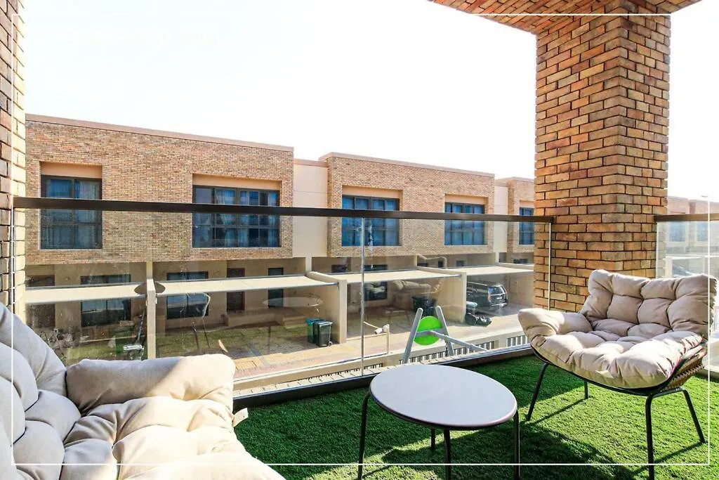 Bright And Spacious 2Br With Maids Room Dubai